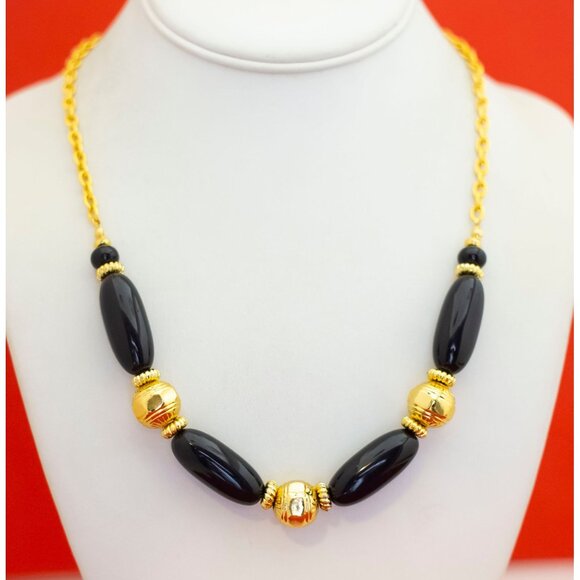 20 inch, Vintage Black Oval Beads Gold Tone Necklace - F35 - Picture 2 of 3